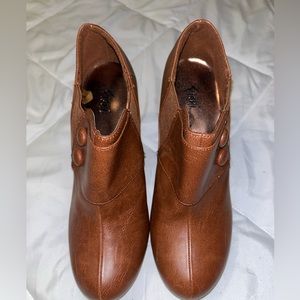 Brown Heels bootie